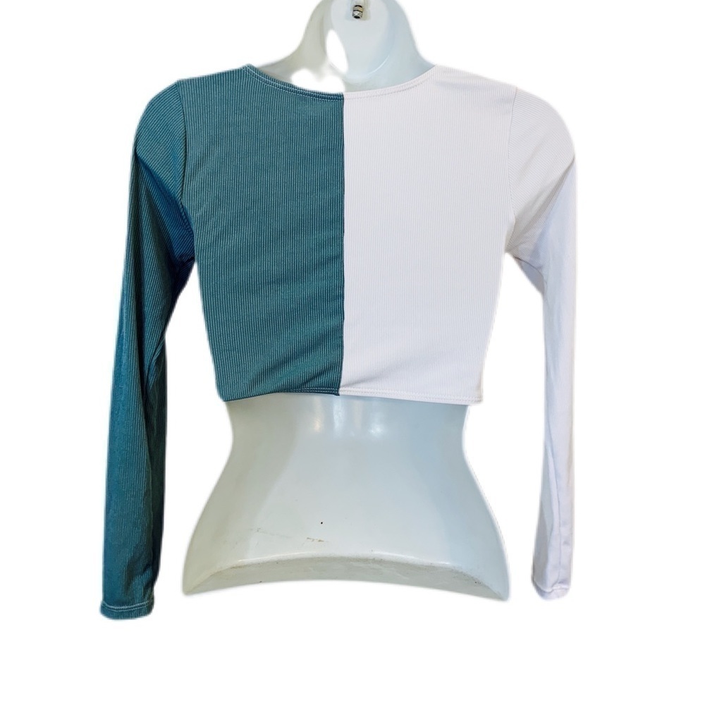 Shein Ribbed Crop Top - Picture 3 of 3